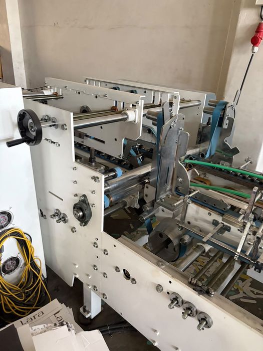 Plegadora Encoladora Automática UNITEC PE1100D | 2021 | Nunca Utilizada | Estado Novo