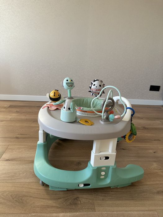 Ігровий центр ходунки-пригунки Tiny love