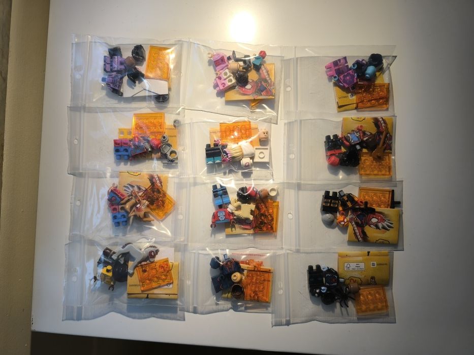 Lego cmf spiderverse completa