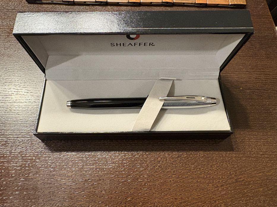 Pióro Sheaffer + naboje, elegancki zestaw