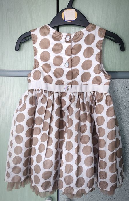 Śliczna elegancka sukienka w grochy r 80