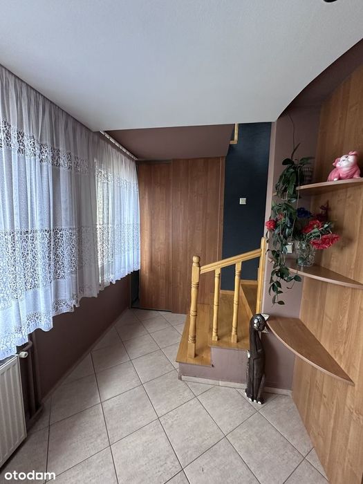 Dom | 260 m² | 2 garaże | Działka ok. 800 m² | Ostrowiec Świętokrzyski