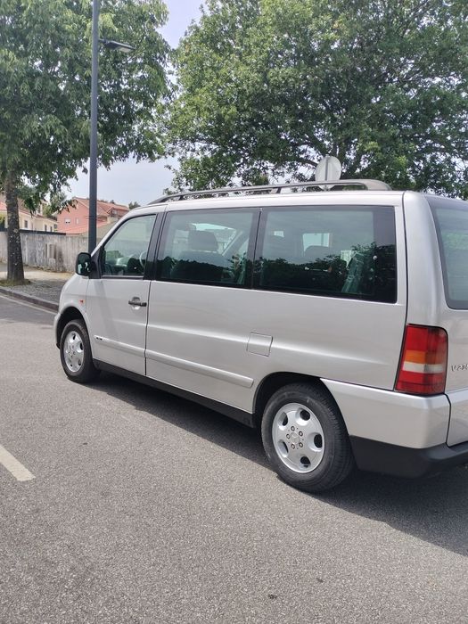 Mercedes V230 Trend - 7 lugares