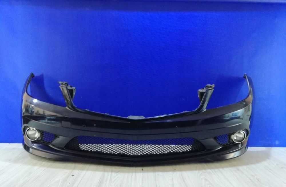 Mercedes C klasa W204 AMG C359 zderzak przód przedni 07/11 PDC