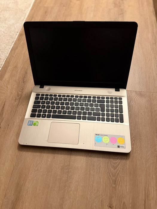 Portátil ASUS f541