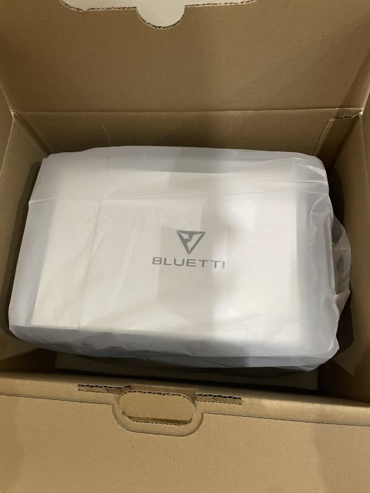 Продається зарядна станція BLUETTI