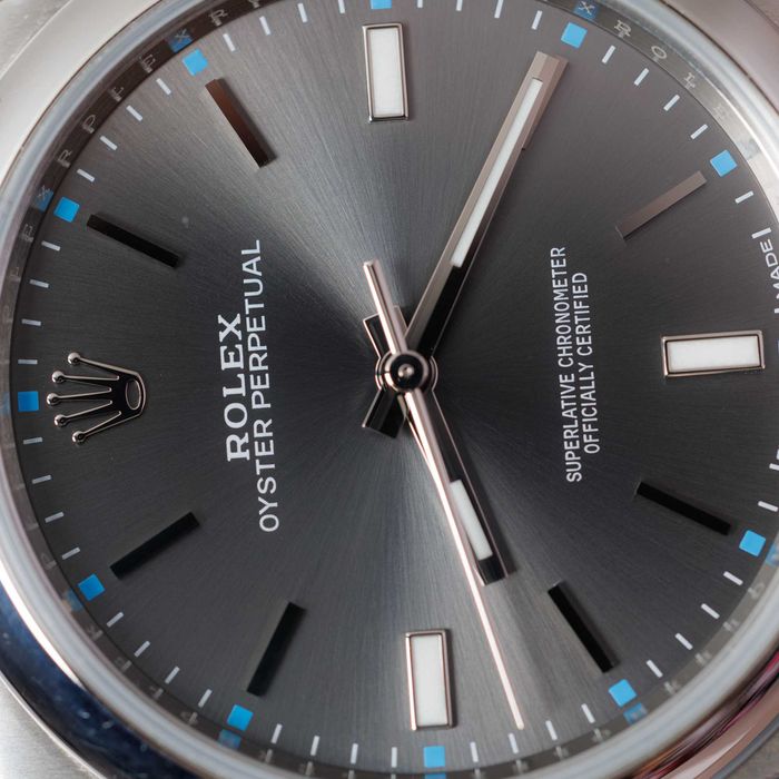 Rolex Oyster Perpetual 39 Ref. 114300