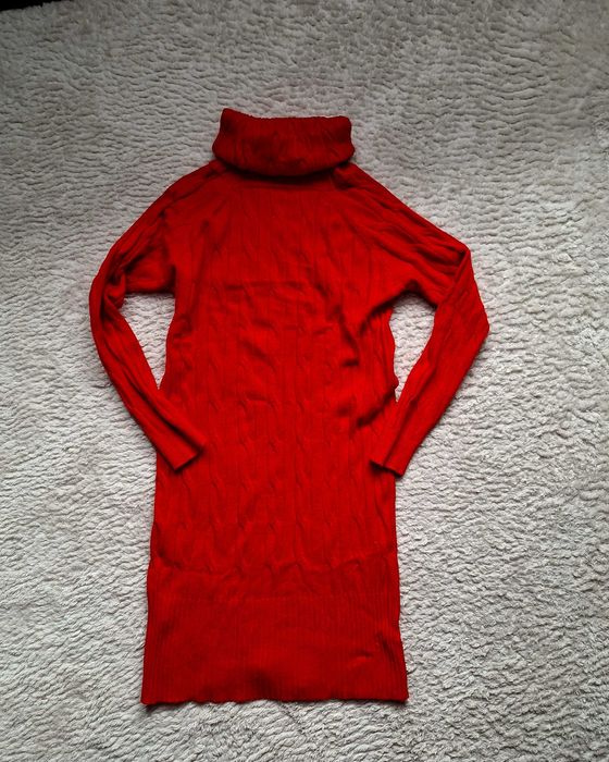 Dzianinowa sukienka z golfem M/L