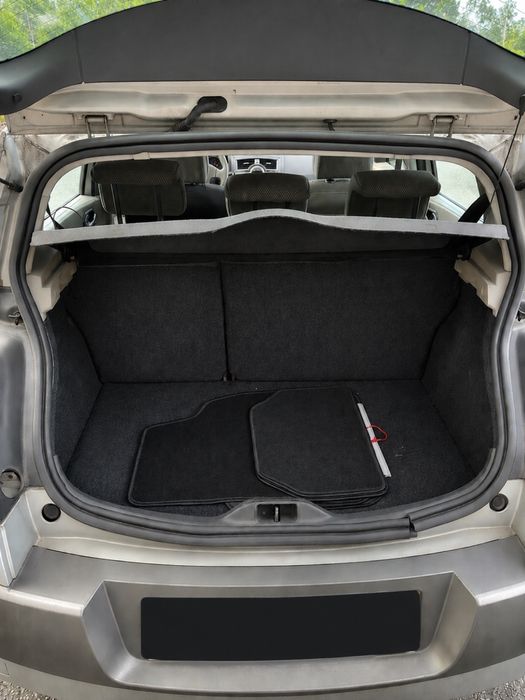 Renault Mégane — fotografia 4