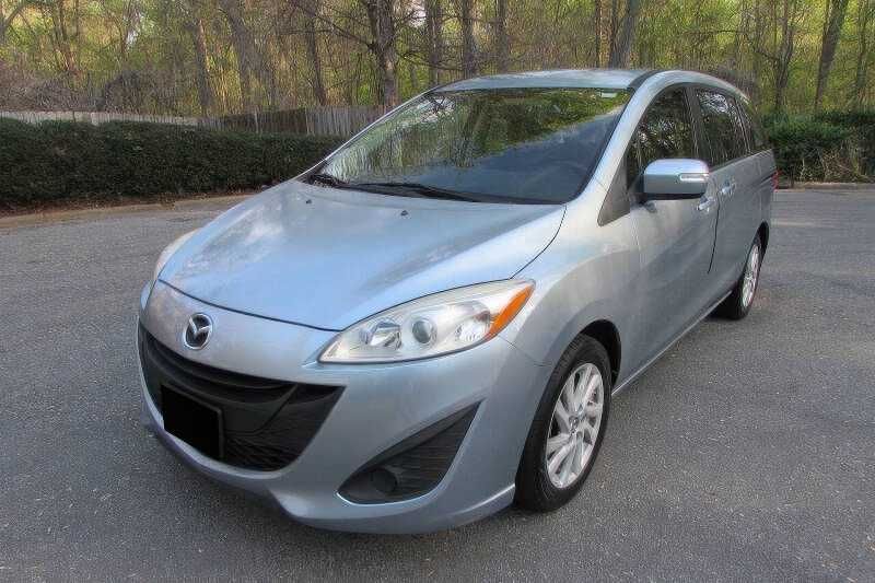 2013 Mazda MAZDA5 Sport