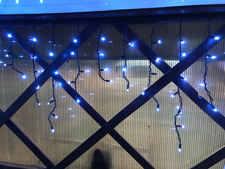 Гірлянда Delux Icicle 75 led для зовнішнього використання