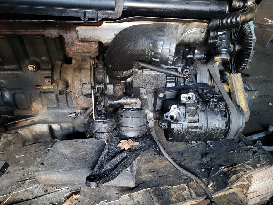 pompa wspomagania silnik BMW m57 silnikm 2,5 TDS 02 rok