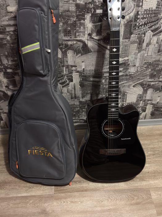 Продам трансакустичну гітару Fiesta