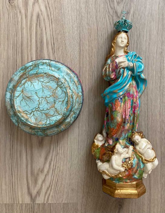 Escultura Nossa Senhora. Artesanía Contemporanea. Pintada a mao