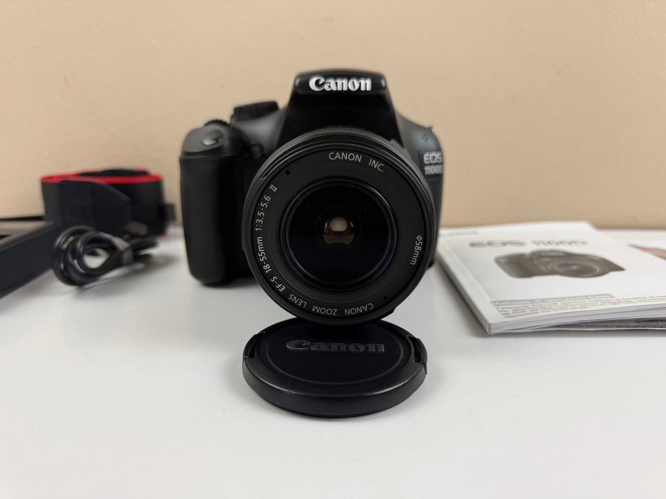 Цифровий фотоапарат/фотокамера Canon EOS1100D + Обʼєктив 18-55 II +4Gb
