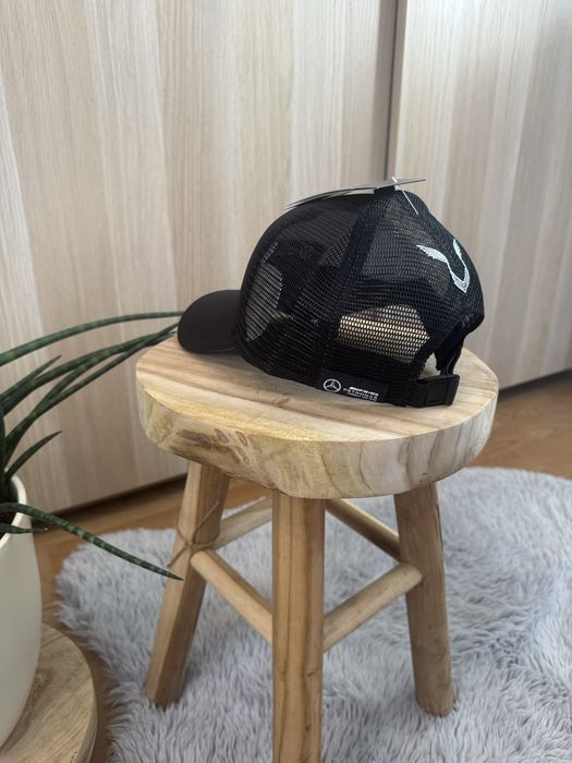czapka z daszkiem Mercedes AMG F1 Team Lewis Hamilton  #44 trucker czarna