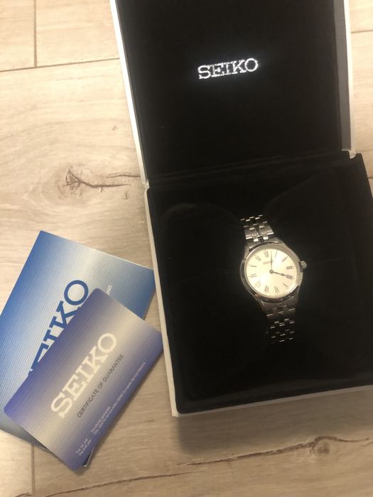 Seiko zegarek damski Seiko Classic Ladies SWR069P1