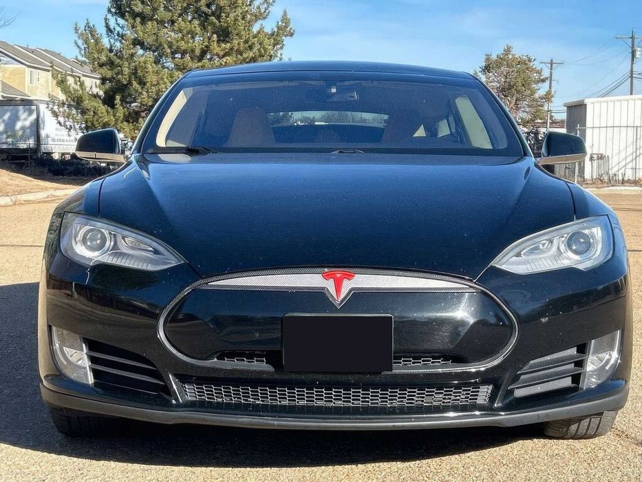 Tesla Model S      2013