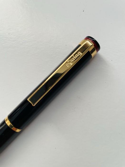Caneta de tinteiro Rotring 400