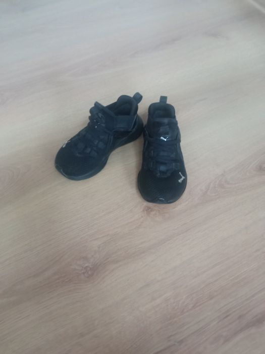 Продам дитячі кросівки 26розмір