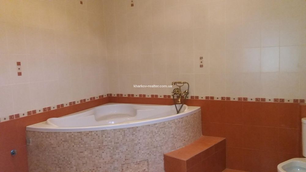 Продам дом метро Защитников Украины Od5