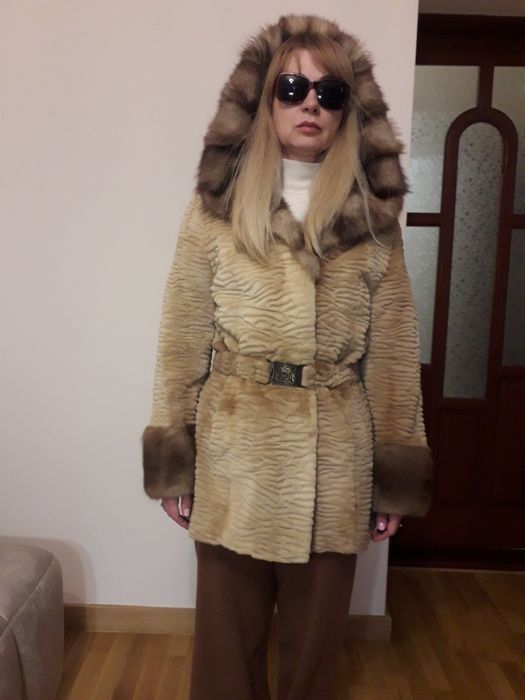 Полушубок з норки