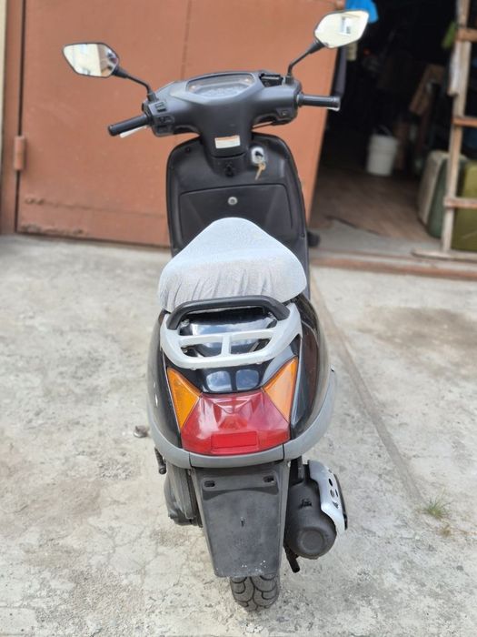Honda lead af 48