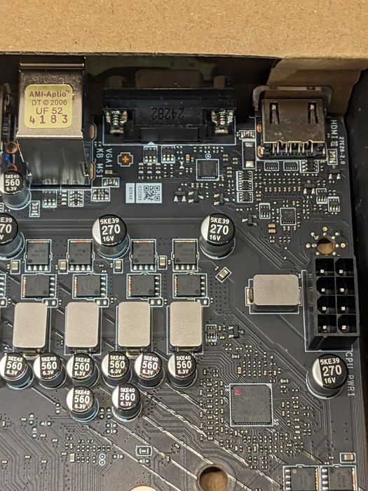 Материнська плата (БРАК заводський) MSI PRO B650M-B