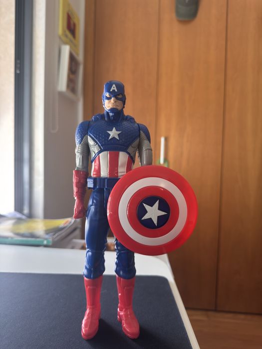 Boneco do Capitão América