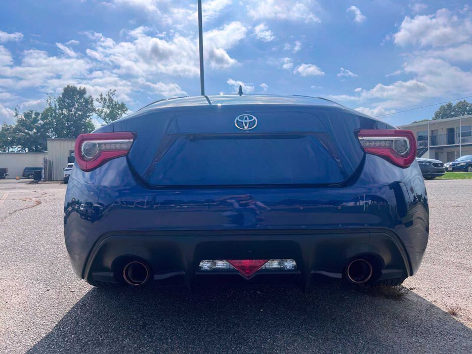Toyota 86      2018