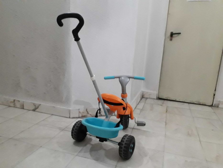 Triciclo criança