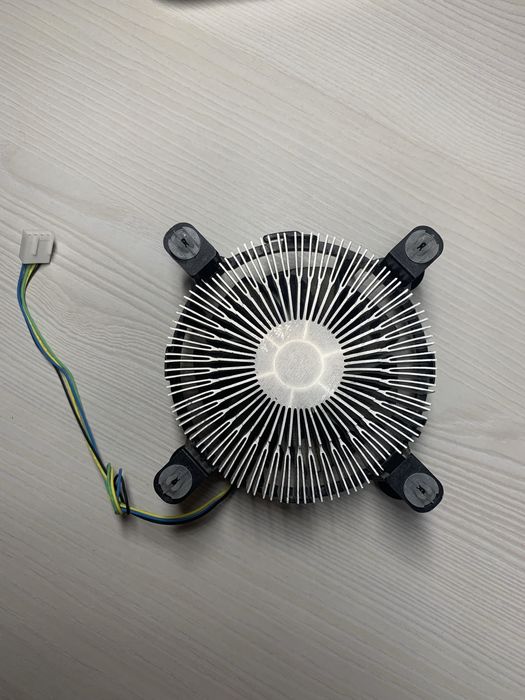 Процесор Xeon E3-1240 v5