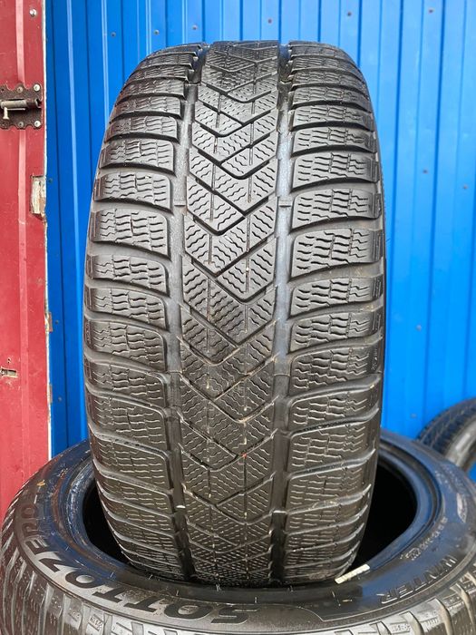 235/45/18 пирелли 6,5мм 2022 год Зима топ!)