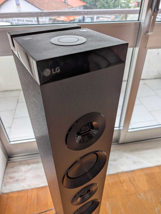 Coluna LG XBOOM RL3 - 130W High-Res c/ Comando Original