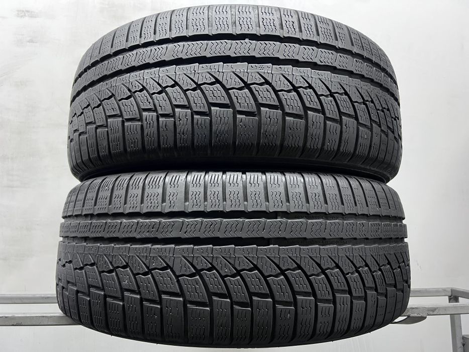 2шт зима 235/55/R17 Nokian WR A4