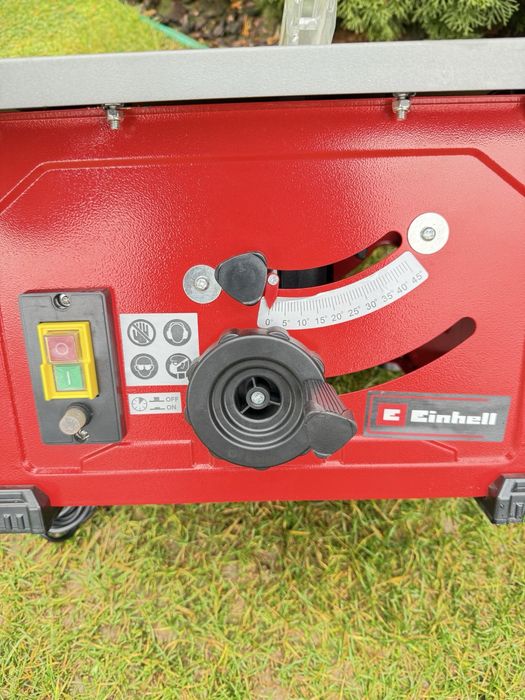 Пила циркулярна Einhell TC-TS 210