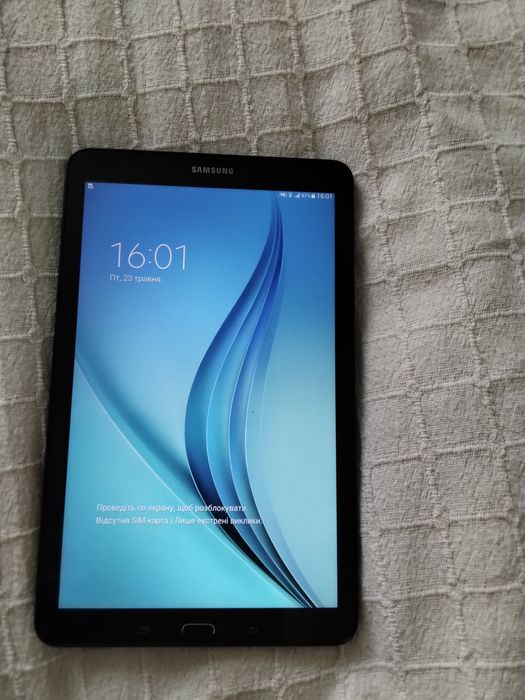 Samsung Galaxy Tab E SM-T561