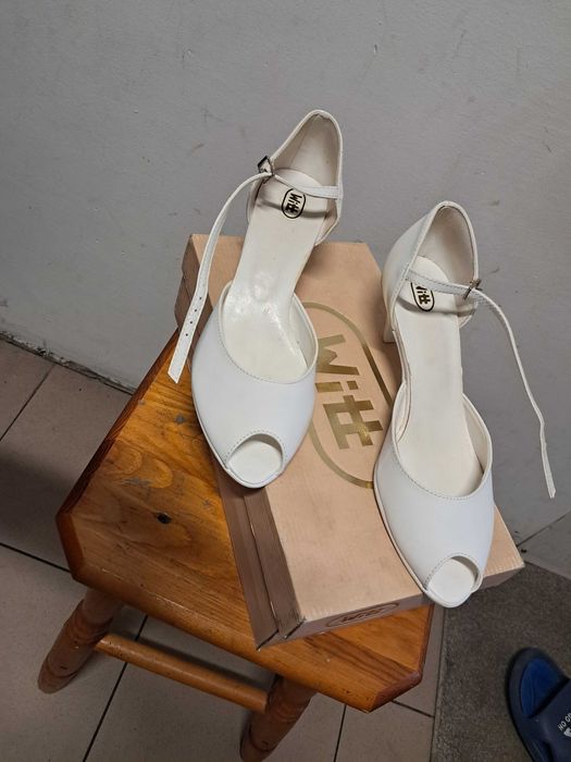 Buty ślubne rozmiar 38