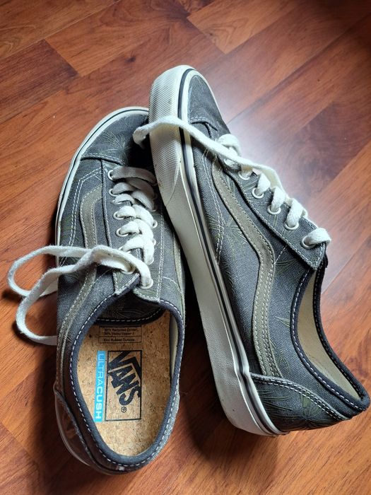 Ténis Vans tamanho 43