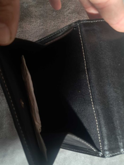 Carteira cavalinho nunca usada na caixa