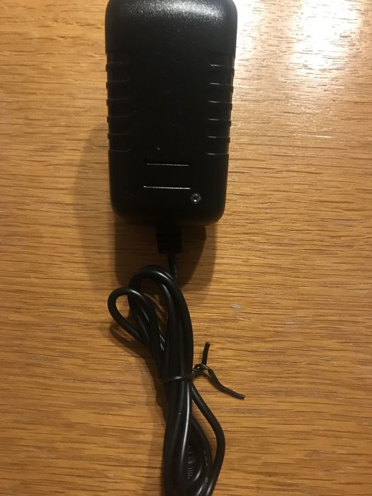 Ładowarka zasilacz nowa