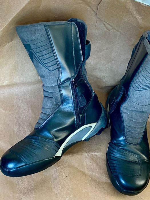 Botas moto Revit