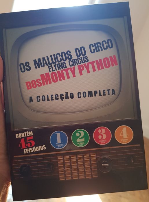 Malucos do Circo-Monty Python