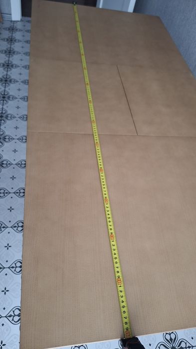 Продається кухонний стіл