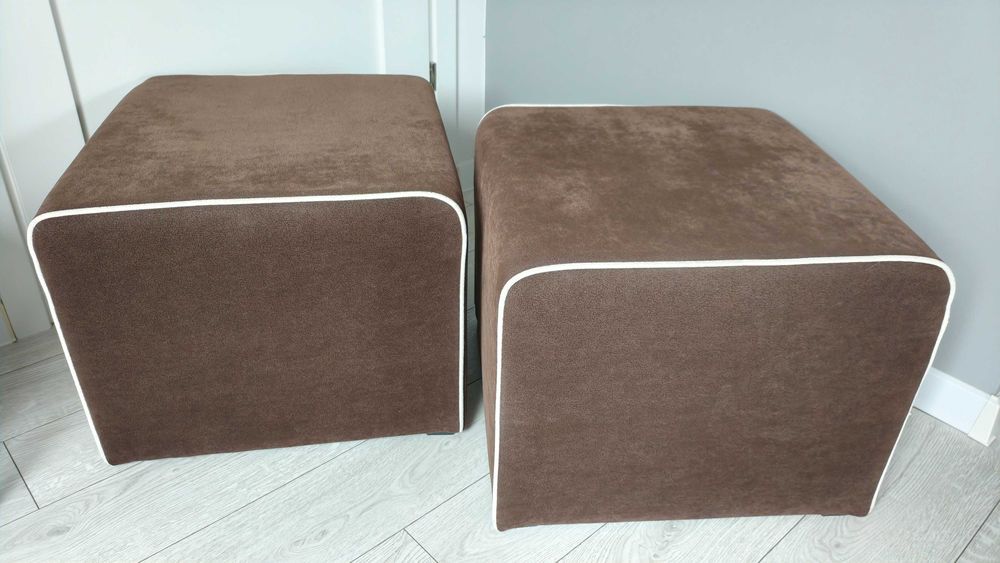 Pufy tapicerowane 2szt. (51x51 cm)
