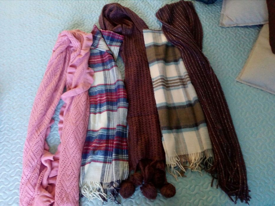Echarpes, lenços, cachecois