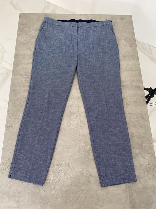Жіночі класичні брюки Zara (L) текстурована тканина