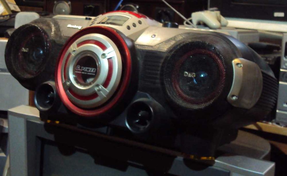 магнитола бумбокс Elenberg CD-350 MP3