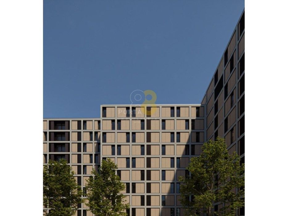 Apartamento T3 com terraço e lugar de garagem