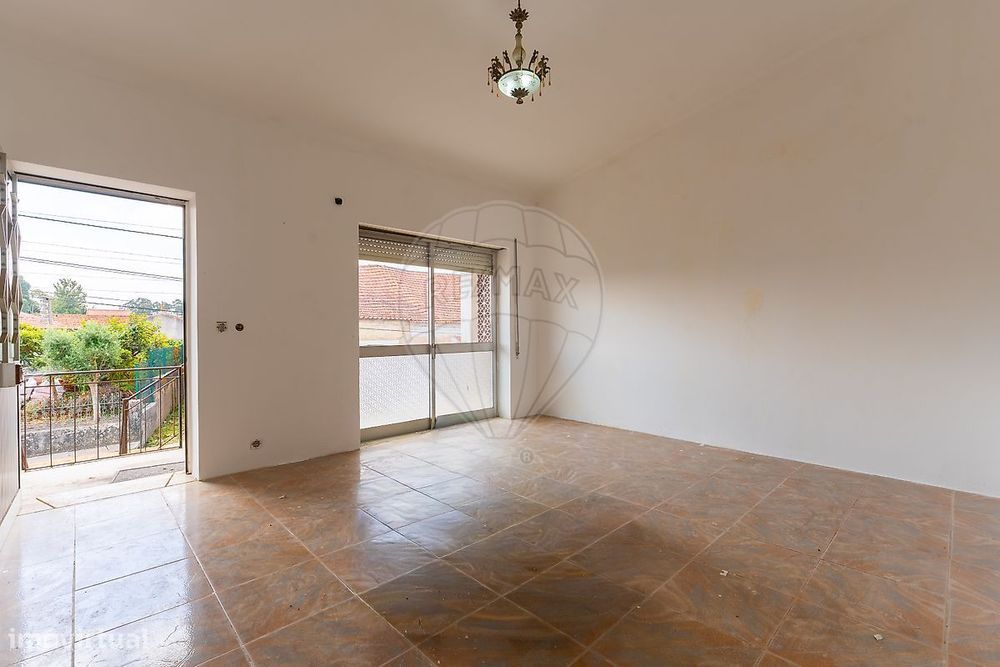 Moradia T2 para venda